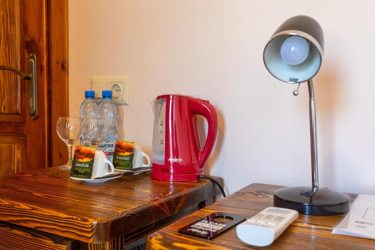 Hotel Phasis Kutaisi Ngoại thất bức ảnh